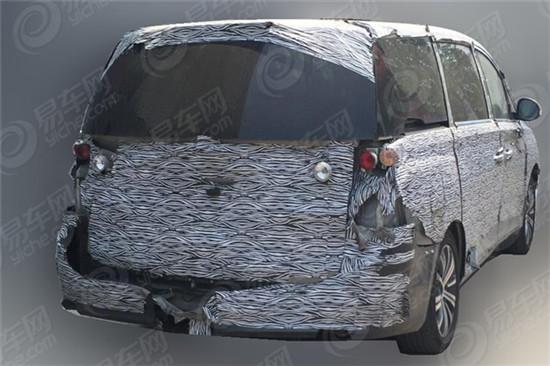 曝广汽传祺GM8内饰谍照 与GA8造型一致