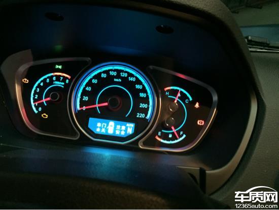 海马S7行驶中发动机熄火故障灯亮高清图片