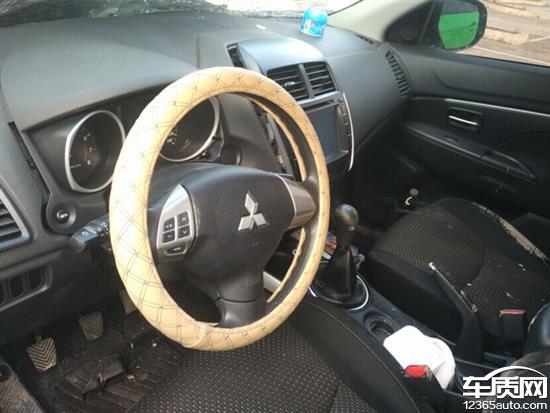 广汽三菱劲炫车被撞报废安全气囊未弹出