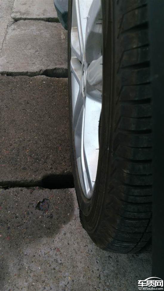 长安cs35新车英雄轮胎鼓包容易爆胎