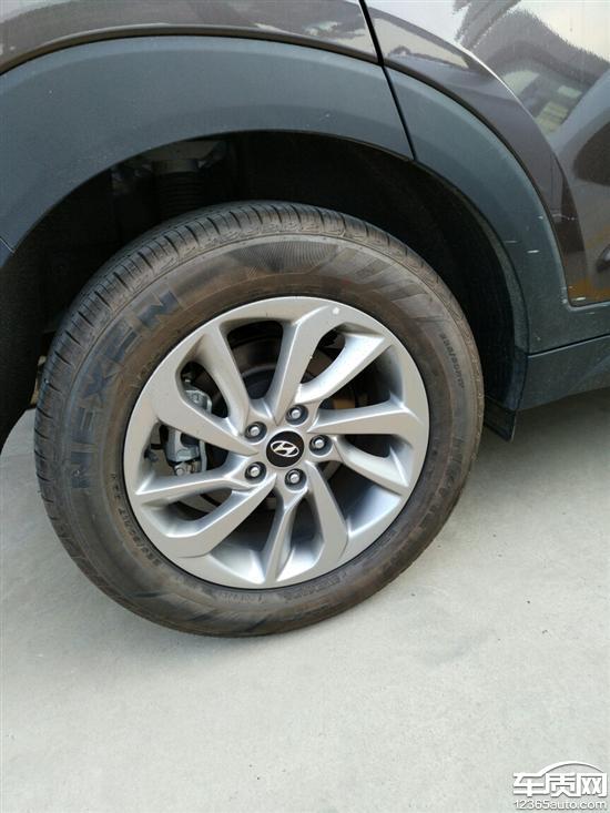 北京现代朗动4S店出售库存车耐克森轮胎氧化