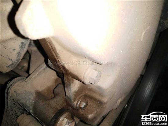哈弗M6发动机漏油行驶时车门有异响_-_车质网 哈弗M6发动机漏油行驶时车门有异响_-_车质网
