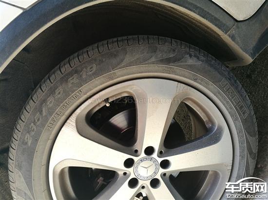 北京奔驰GLC低速抖动 倍耐力轮胎鼓包