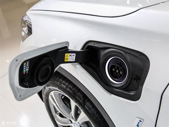 新时代到来 成都车展宝马x1混动版静评