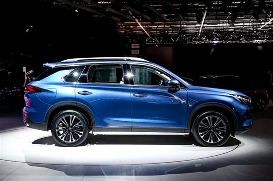 广汽传祺gs5巴黎车展首发 预售12-17.5万元