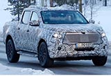 奔驰X级皮卡路试谍照 共享雷诺日产技术