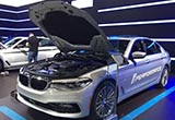2017紐約車展探館 寶馬530e iPerformance