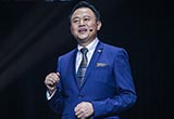 徐留平扛起“紅旗”復(fù)興 誓打造豪華頭名