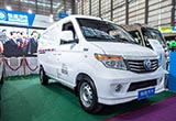 陸地方舟新款純電動物流車威途X30亮相深圳