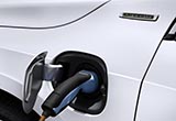 新能源汽車發(fā)展：立即著手電池回收體系建設(shè)