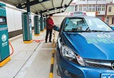 成都新能源車享2小時(shí)免費(fèi)停車 先登記備案