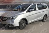 五菱全新MPV車型諜照 或?yàn)閷汄E730姊妹車型