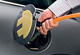 公務(wù)用車新規(guī) 黨政機(jī)關(guān)應(yīng)帶頭用新能源汽車