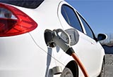 新能源汽車業(yè)仍存短板 開放資質(zhì)引熱議