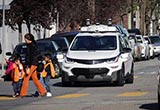 加州將允許遠(yuǎn)程監(jiān)控?zé)o人車：不必配司機(jī)