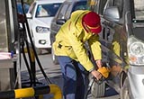 成品油調價窗口今日開啟 或2018年首次擱淺