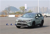全新RAV4榮放場地試駕 兩種性格各有所好