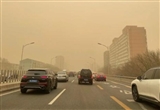 12省区市遇沙尘暴 不懂这些别开车出门