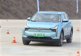 15万级新能源车 场地试驾哪吒U Pro