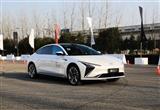高性能新势力 赛道体验全新智己L7