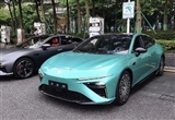 哪吒S實(shí)車亮相：配法拉利同款剪刀門(mén)