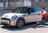 無微不至的關(guān)愛 MINI推出殘障人士專用車型