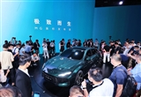 詮釋優(yōu)雅式運動 MG黑標(biāo)首款車型M7首發(fā)亮相