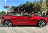特斯拉新款Model 3今日全國門店上線