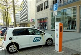 行人被電車撞到的概率是燃油車的兩倍