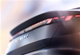 領(lǐng)克首款純電車型官圖出爐：極具辨識度