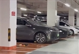 小米SUV和理想L8首次同框：尺寸不相上下