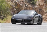 搭载混动系统 新款保时捷911 Turbo S将亮相