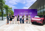 都是美女车主 首批小鹏MONA L03正式交车