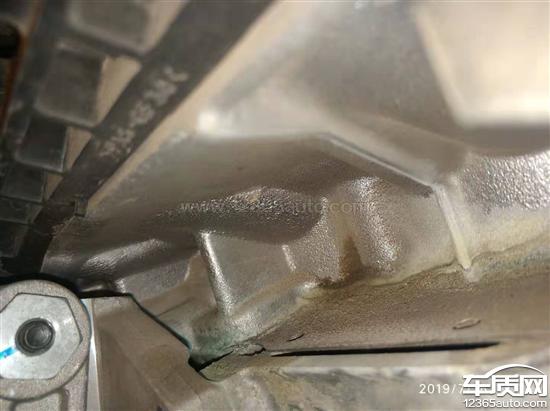 启辰d50发动机缸垫处漏防冻液售后不索赔