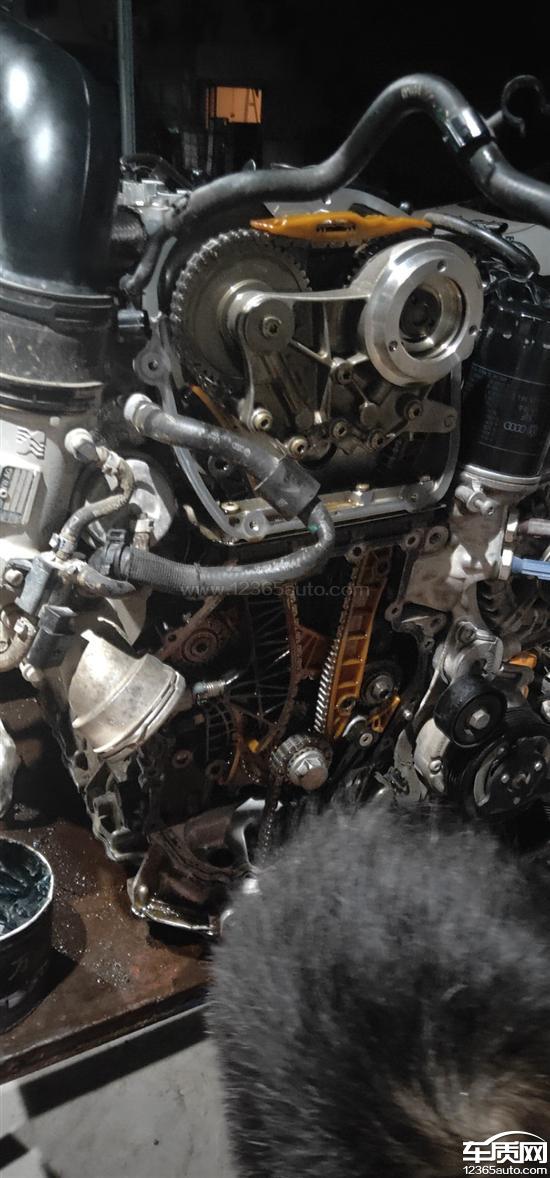 上汽大众途观发动机和esp故障灯亮