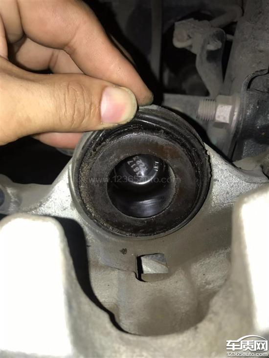 长安马自达昂克赛拉刹车泵漏油转向底盘异响