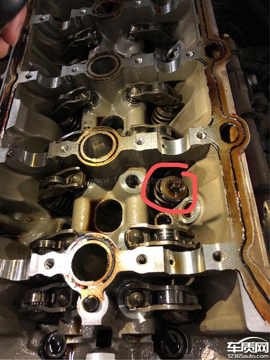 一汽大众奥迪a4l气门弹簧断裂存在质量问题