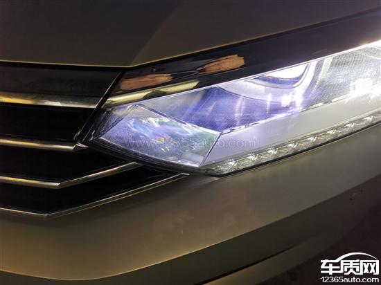 一汽大众迈腾大灯远光灯泡颜色发紫