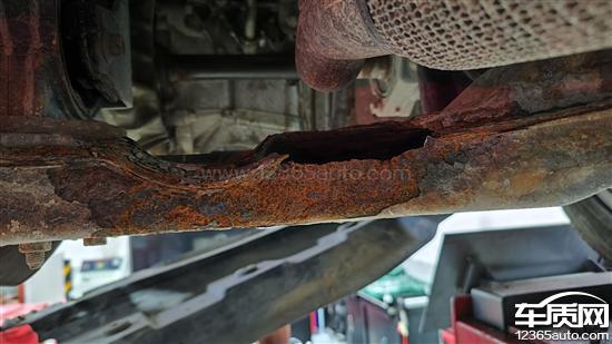 哈弗h2底盘悬挂生锈腐蚀希望厂家解决 - 车质网