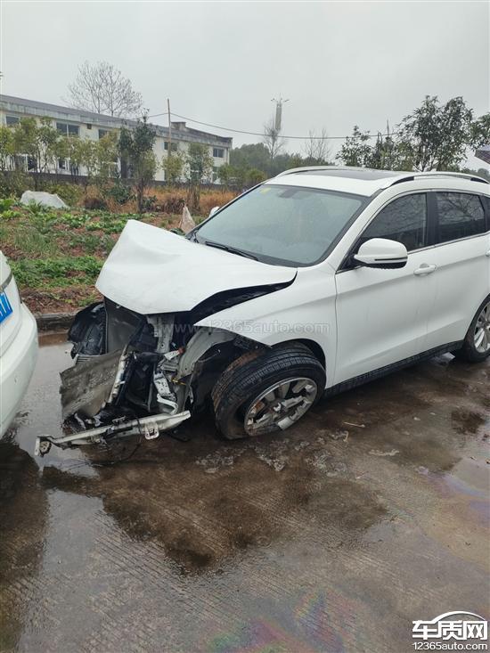 哈弗h2车辆前部发生碰撞气囊未弹开