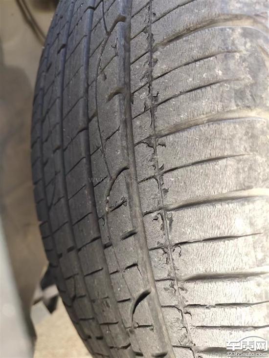 北京现代ix35耐克森轮胎起皮影响安全