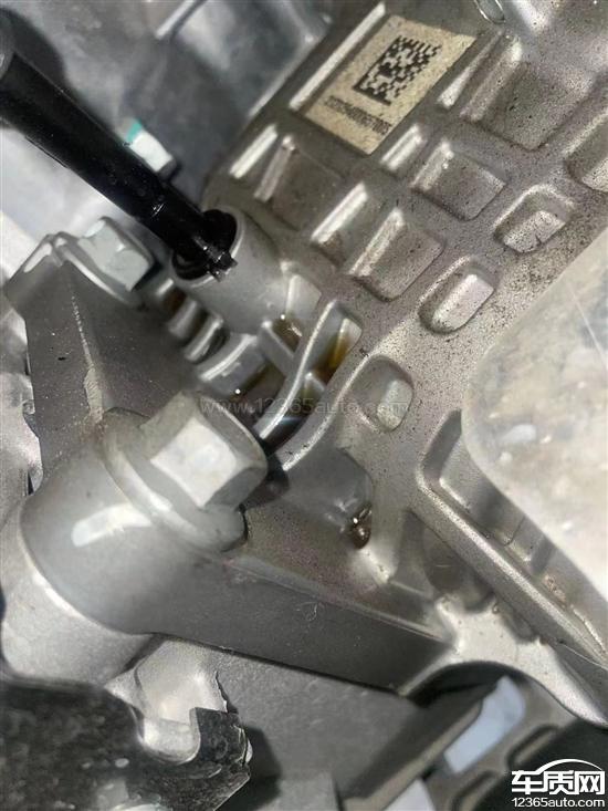 奇瑞瑞虎8plus变速箱漏油存在质量问题