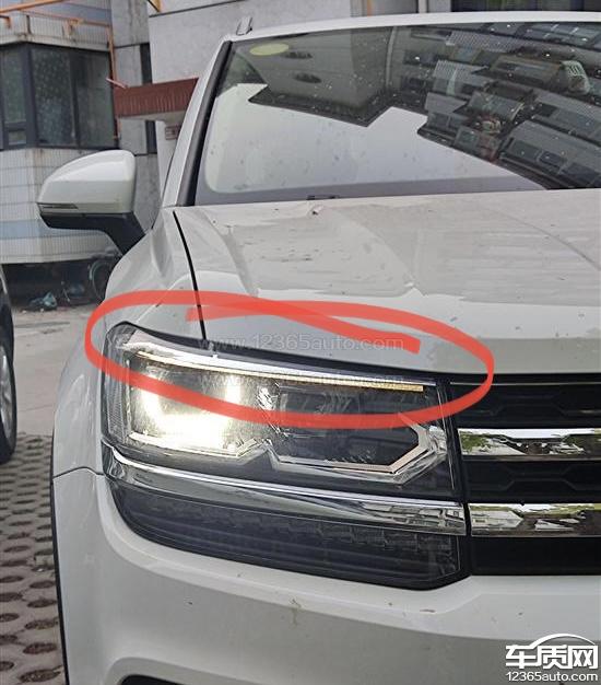 2019年1月问题:大众途岳2019款rline版两侧led行车灯严重衰退,无法