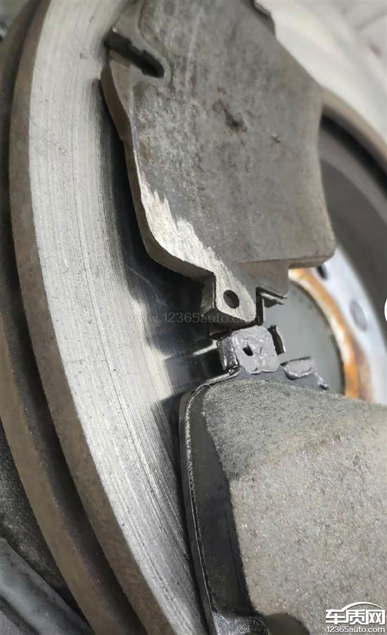 华晨宝马x1刹车片异常磨损要求解决 - 车质网