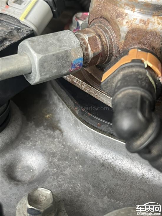 一汽丰田卡罗拉高压油泵出现生锈现象 