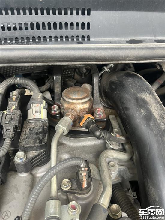 一汽丰田卡罗拉高压油泵出现生锈现象 