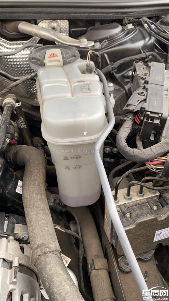 一汽奥迪a6l售后清洗节气门时将水箱弄坏