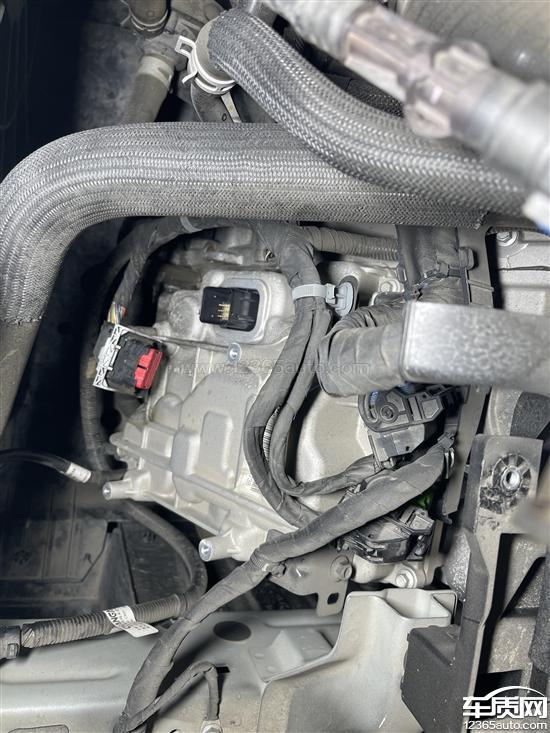 长安unit变速箱渗油要求更换油底壳