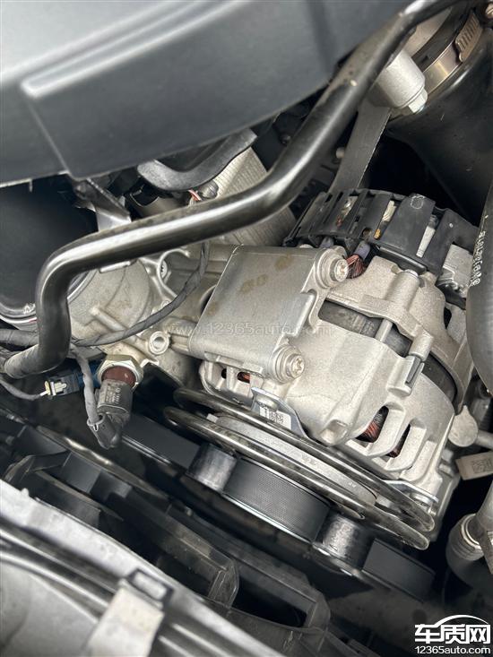 一汽奥迪a4l更换后视镜折叠时间不一致