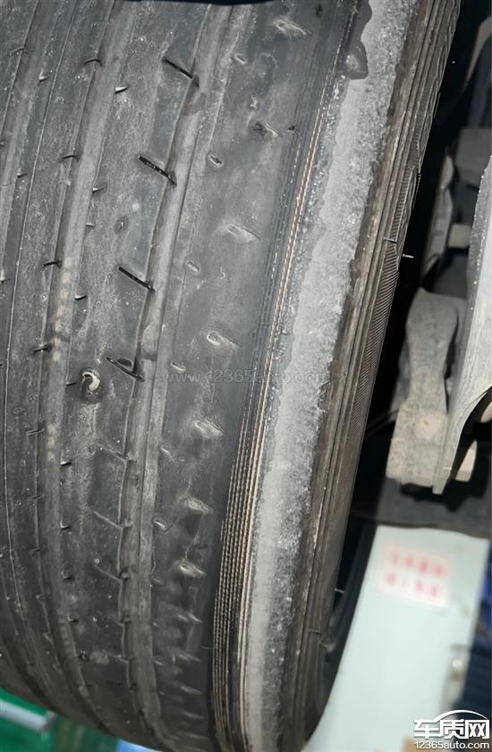 一汽大众高尔夫轮胎严重偏磨要求处理